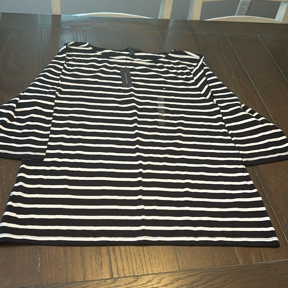 Tommy Hilfiger Tops - NWT Tommy Hilfiger 3/4 Sleeve Tee.  XXL. Navy with white stripes.